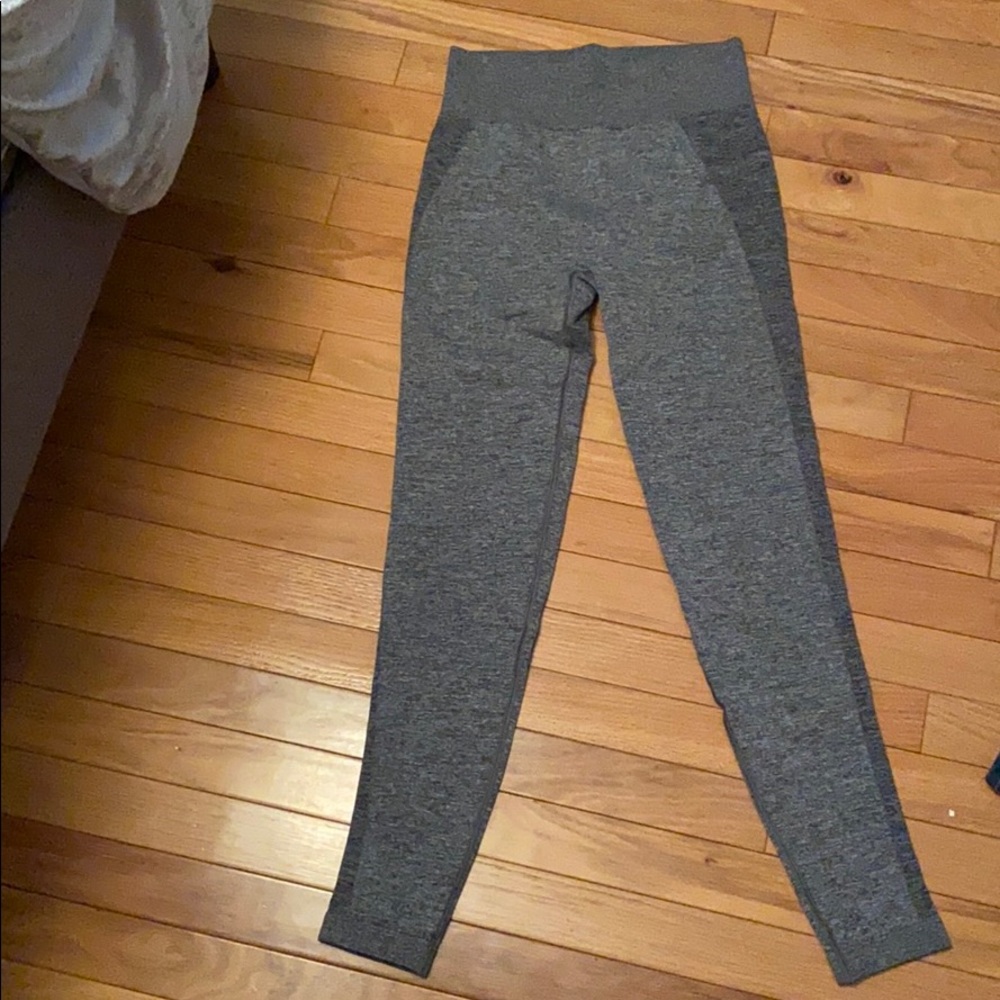 never worn gym shark leggings